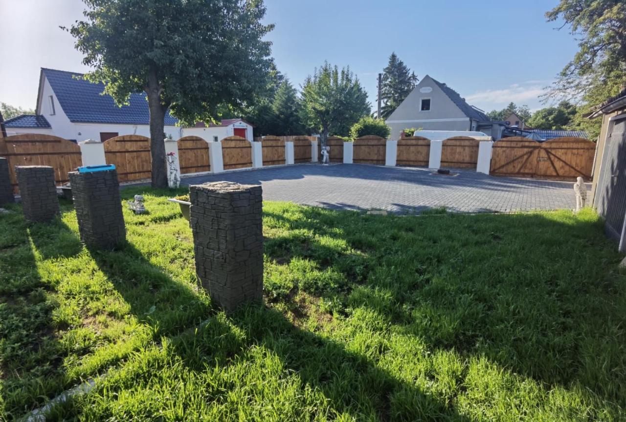 Apart Oderblick Neubleyen Luaran gambar